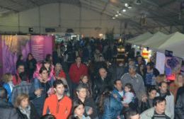 En el Día de la Independencia, tercera jornada de la Fiesta del Vino de la Costa