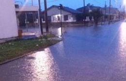 Llueve y las calles colapsaron