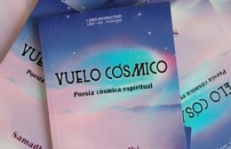 Se presenta el libro "Vuelo Cósmico"