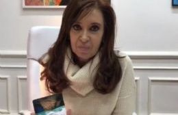 Cumplió un sueño: Se casa y Cristina Fernández de Kirchner le envió un video para felicitarla