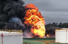 Por el incendio en YPF piden no circular por la calle 60