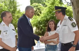 Reconocimiento a efectivos policiales locales