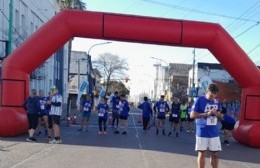 Ensalzando el valor del deporte, la Agremiación Odontológica celebró con un certamen atlético su 40° aniversario