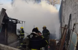 Incendio en Villa Argüello: cuatro viviendas afectadas