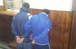 Dos menores detenidos por robarle el celular a una chica