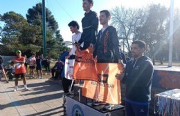 Mauro Harretche y Guadalupe Guidi, ganadores de la Carrera malvinense