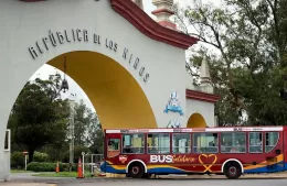 La campaña “Abrigo Amigo” del Bus Solidario finaliza en la República de los Niños