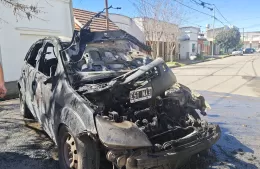 Se incendió un auto en 160 entre 10 y 11