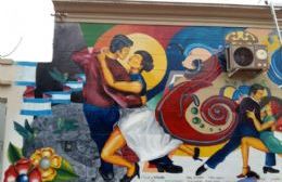 Nuevo mural en 10 y 163: “Tango y Filete”