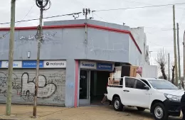 Mannarino bajó sus persianas: se cierra otra historia en Berisso y queda la herida abierta en el barrio