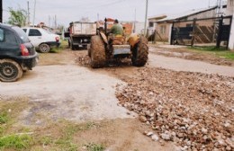 En Villa Progreso se cansaron de esperar y arreglaron su calle