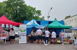 Feria de fin de año en el centro de la ciudad