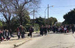 Amenazas y chicos en las calles: La historia sin fin