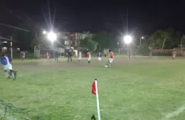 Villa Paula estrenó la iluminación de su cancha de fútbol 7