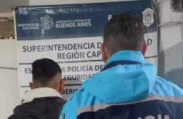 Robó a menores a punta de pistola, lo encontraron y se fue corriendo a la comisaría a “refugiarse”: quedó detenido