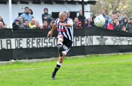 El día que Juan Sebastián Verón sorprendió a todos y jugó en Estrella de Berisso a los 41 años