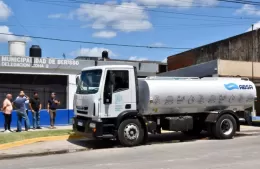 Presentaron nuevo camión cisterna para la Delegación II