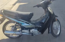 Una mujer terminó herida producto de un choque entre una moto y una bicicleta