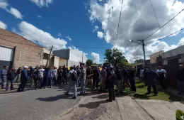 Trabajadores de Elecsur movilizan tras un violento ataque en su lugar de trabajo