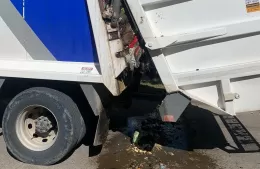 Accidente de un trabajador de recolección en medio de una “ardua tarea” para poner a punto a la ciudad