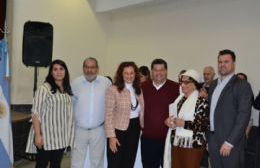 Reconocimiento a integrantes de la primera Comisión Directiva y expresidentes de la AEE