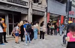 Los berissenses quieren estar: Largas filas en el centro platense para el casting de 