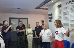 Paso de comedia en la Clínica Mosconi: visita de la senadora Arietto con distorsión de la realidad