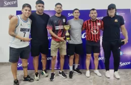 La Liga Amistad entregó los trofeos de la Copa Conjunto