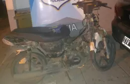 Adolescente se accidentó con una moto robada