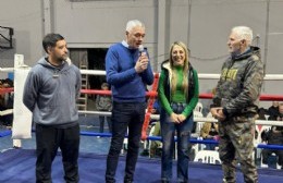 Con la presencia de 'Látigo' Coggi, se disputó el Festival de Boxeo "Ciudad de Berisso"