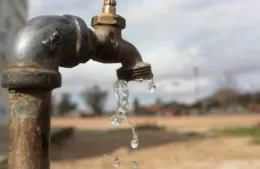 Distintos barrios de la ciudad continúan sin agua