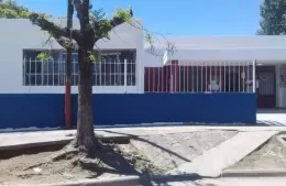 Las escuelas continúan cayéndose a pedazos en La Franja