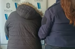 Violencia extrema en la vía pública: agresora detenida