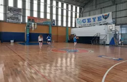 El Club CEyE busca impulsar el básquet femenino