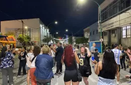 Cacerolazo en el Parque Cívico en repudio al DNU de Milei