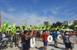 Gran movilización de Uocra La Plata en apoyo al intendente Julio Alak y al gobernador Axel Kicillof