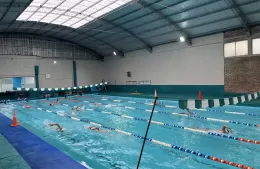 El equipo de natación del Hogar Social se prepara para nuevos desafíos y busca ampliar su plantel