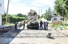 Labores de pavimentación en calle 170, de 20 a 22