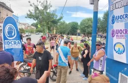 Solidaridad y compromiso en Berisso: Iván Tobar estuvo en la entrega de canastas navideñas a trabajadores y vecinos