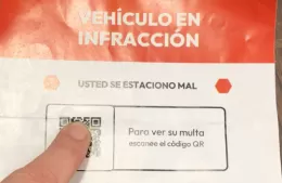 Alerta por posible estafa: invitan a escanear códigos QR para pagar multas de tránsito